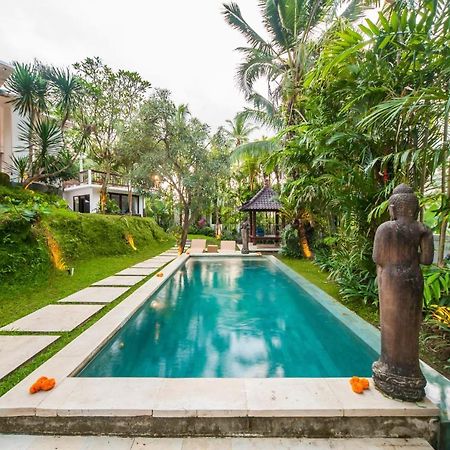 Villa Cinta Ubud ภายนอก รูปภาพ